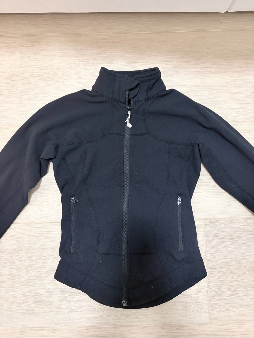 Lulu zip up